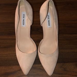 Steve Madden Light Tan Suede 4 inch Pump
